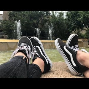 Meet your Posher, Ella